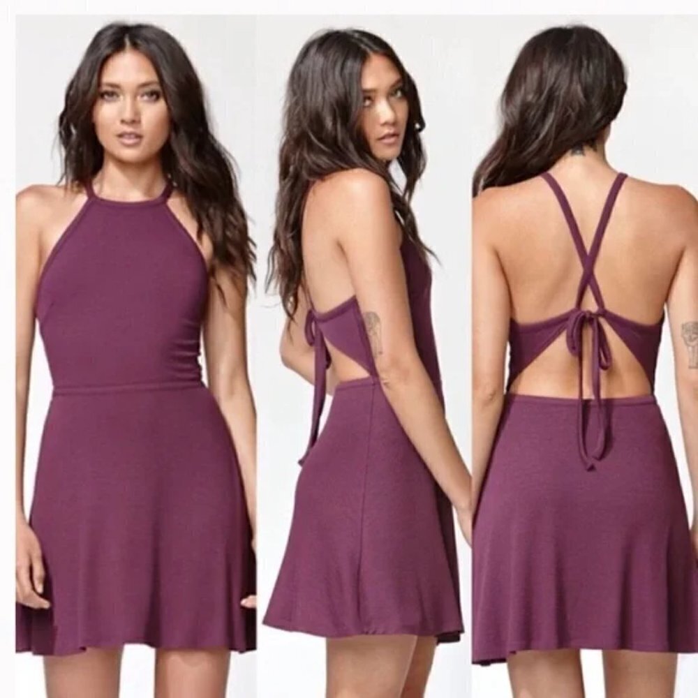Kendall & Kylie Ribbed Tie Back Fit and Flare Skater Dress in Plum Sz M